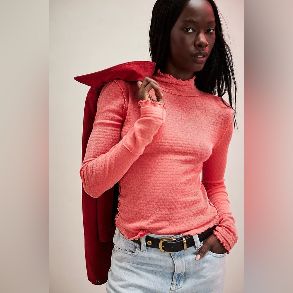 We The Free Sara‎ Pointelle Turtleneck Long Sleeve Top Coral Size Large